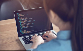 灌南 ,php声明和调用变量的符号是什么？
